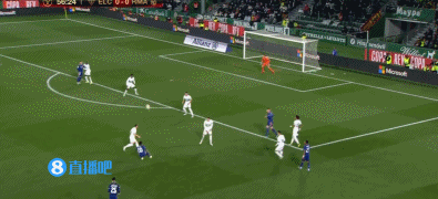 布克绝杀雷霆无缘今日最佳！字母37+11落选，只因老詹神级里程碑